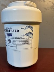 Amazon Basics Replacement GE MWF Refrigerator Water Filter Cartridge Advanced
