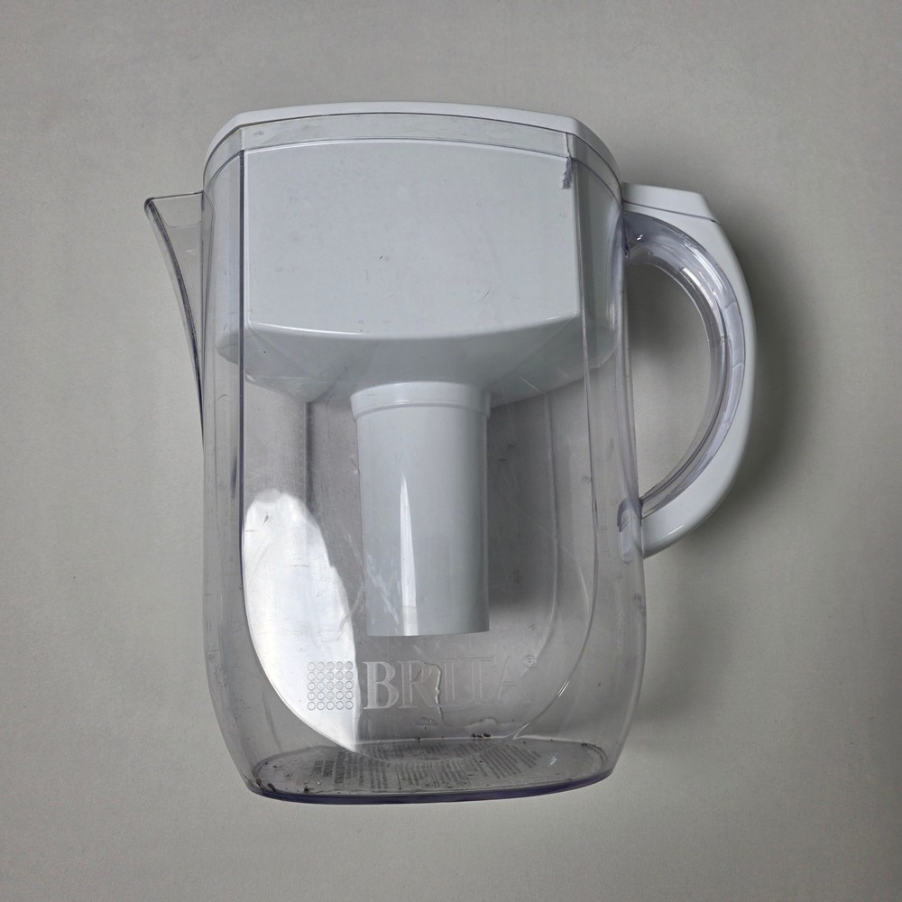 Brita Everyday Water Pitcher with 4-Pack Standard Replacement Filters OB46/OB03