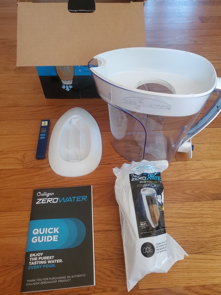 Culligan Zero Water 10 cup filtration pitcher, TDS tester and filter