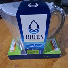 Brita Elite 10-cup Pitcher with 1 Replacement Filters NEW SEALED