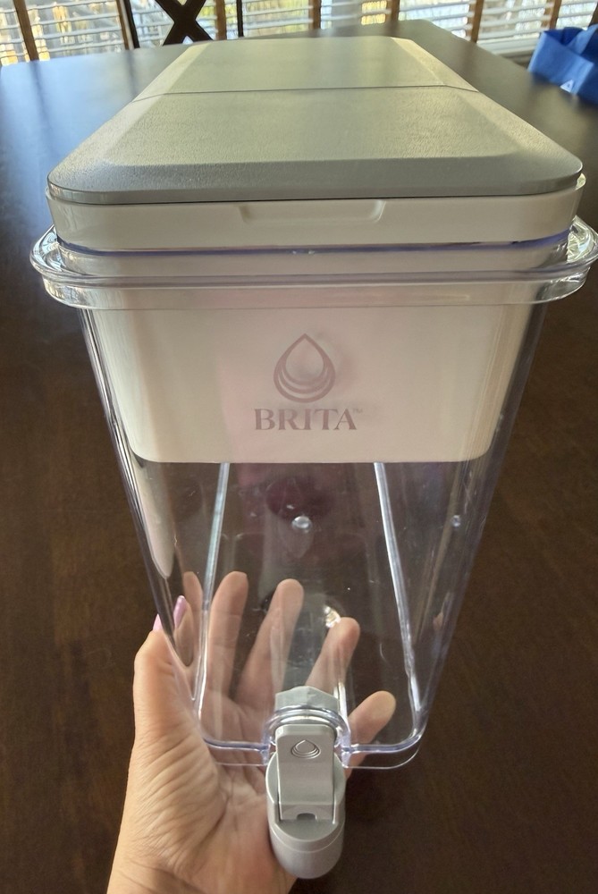 Brita UltraMax Water Filter Dispenser OB24 OB03 Gray 27 Cup No Filter Included
