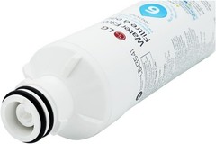 Plastic Refrigerator Water Filter 200 Gallon Capacity Improved Taste and Quality