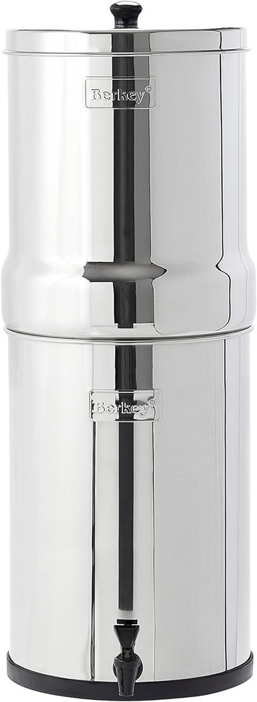 Crown Berkey Water System Blemished w/2 Brand NEW NSF 42/53 Ceramic Filters