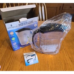 Vitapur water pitcher filter 8 cup capacity filter life indicator new open box