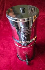 Big Berkey Water Filter System Stainless Steel 2.25 Gallons Selling Due to Move