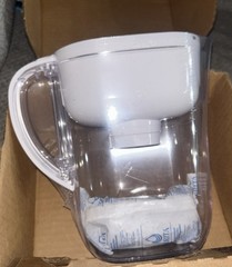 BRITA ~ Metro ~*6 Cup*~ Pitcher ~ White ~ Sealed