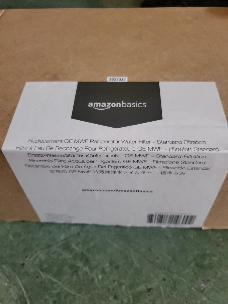 AmazonBasics Replacement GE MWF Refrigerator Water Filter – Premium Filtration
