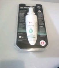 LG 6-Month Twist-In Refrigerator Water Filter new LT600P PC Sealed