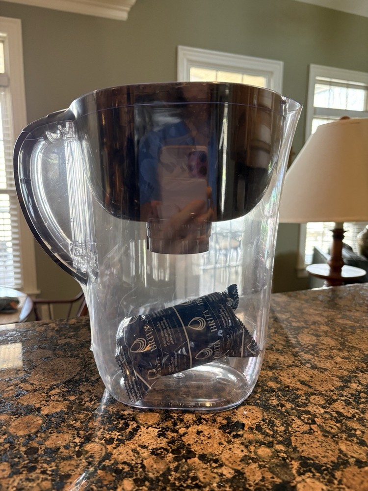 Brita Tahoe 10-Cup Water Filter Pitcher Dispenser Standard Filter (NEW)