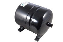 2 Gallon Accumulator Expansion Tank With Wall Mount Bracket 1/2 Female NPT