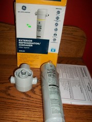 New-GE In-line Refrigerator/Icemaker Water Filtration System -GXRLQK-