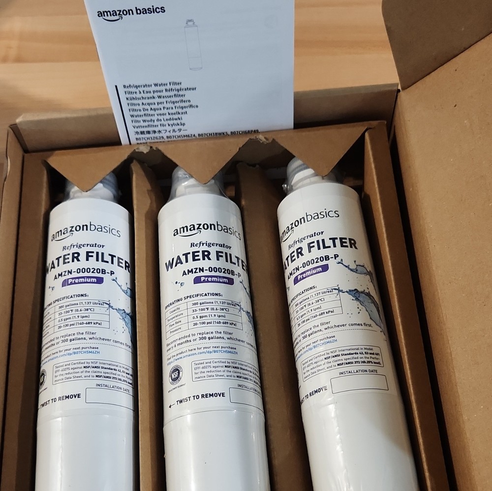 AmazonBasics AMZN-00020B-P GE RPWF Refrigerator Water Filter 3-Pack 300 gal