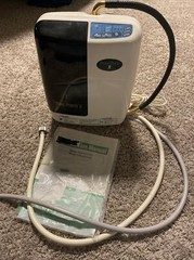 Toyo Pure Porte II Gold Water Ionizer TYH-81 Rare Discontinued (now Leveluk)