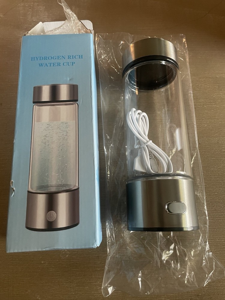 The H2 Hydrogen Rich Water Cup Generator Water Bottle is a USB-rechargeable