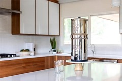 Berkey Water Filter System with Boroux Foundation Black and Fluoride Filters