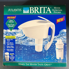 Brita 6 Cup Water Filtration System Pitcher w/one filter – New In Box