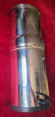 Big Berkey Water Filter System Stainless Steel 2.25 Gallons Selling Due to Move