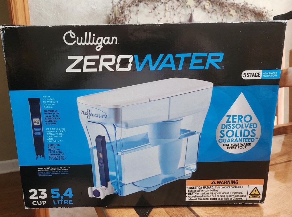 ZeroWater 23 Cup Water Filter Pitcher with Water Quality Meter-NEW- See Descrip