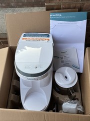 AquaTru Carafe AT100 Countertop Water Purifier With Filters NEW